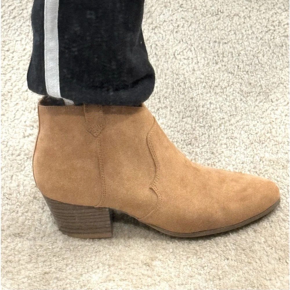 Old Navy Faux-Suede Western Ankle Boots Size 8 - Picture 5 of 5
